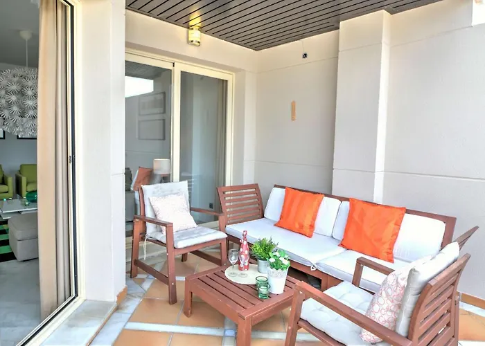 Colorlife Apartment *
